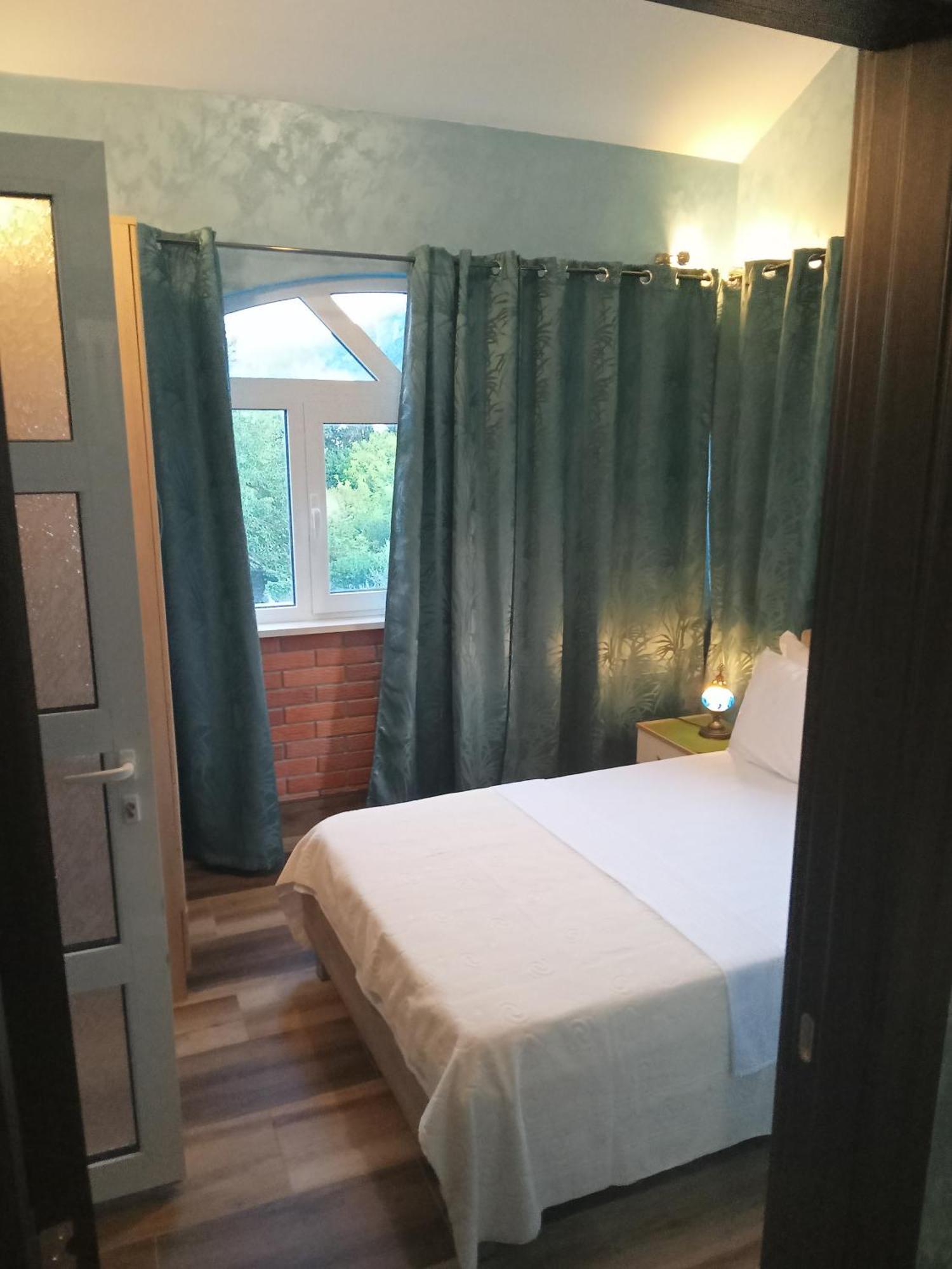 Apartments With Sea View In Prcanj Kotor Cameră foto